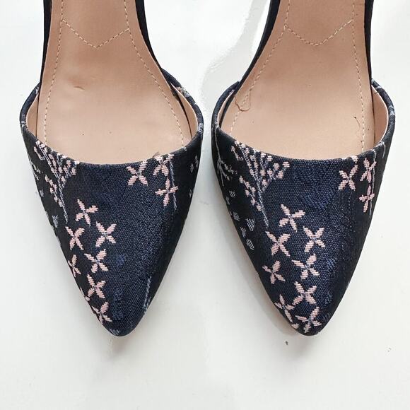 Charles By Charles David Navy Floral Ankle Strap Heels Size 6 Embroidered - Picture 3 of 14